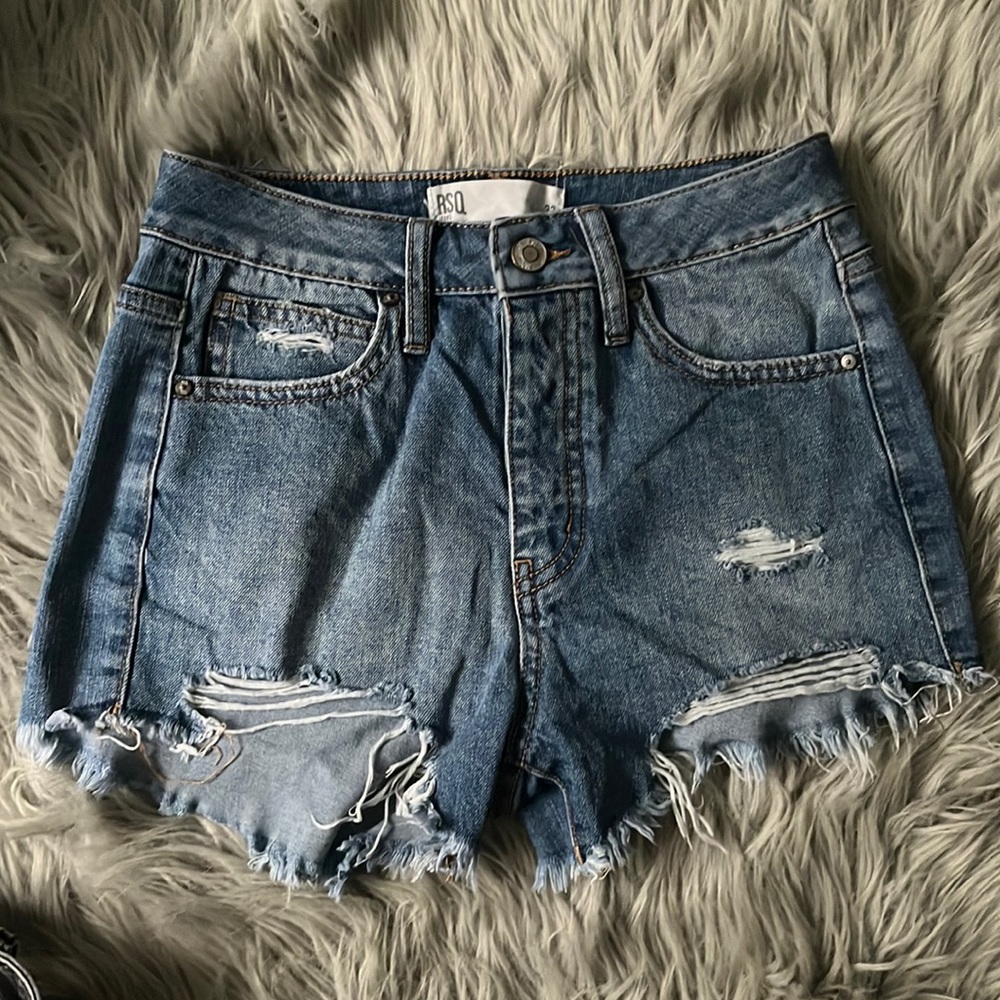 super cute denim shorts. size 23 waist, XS
